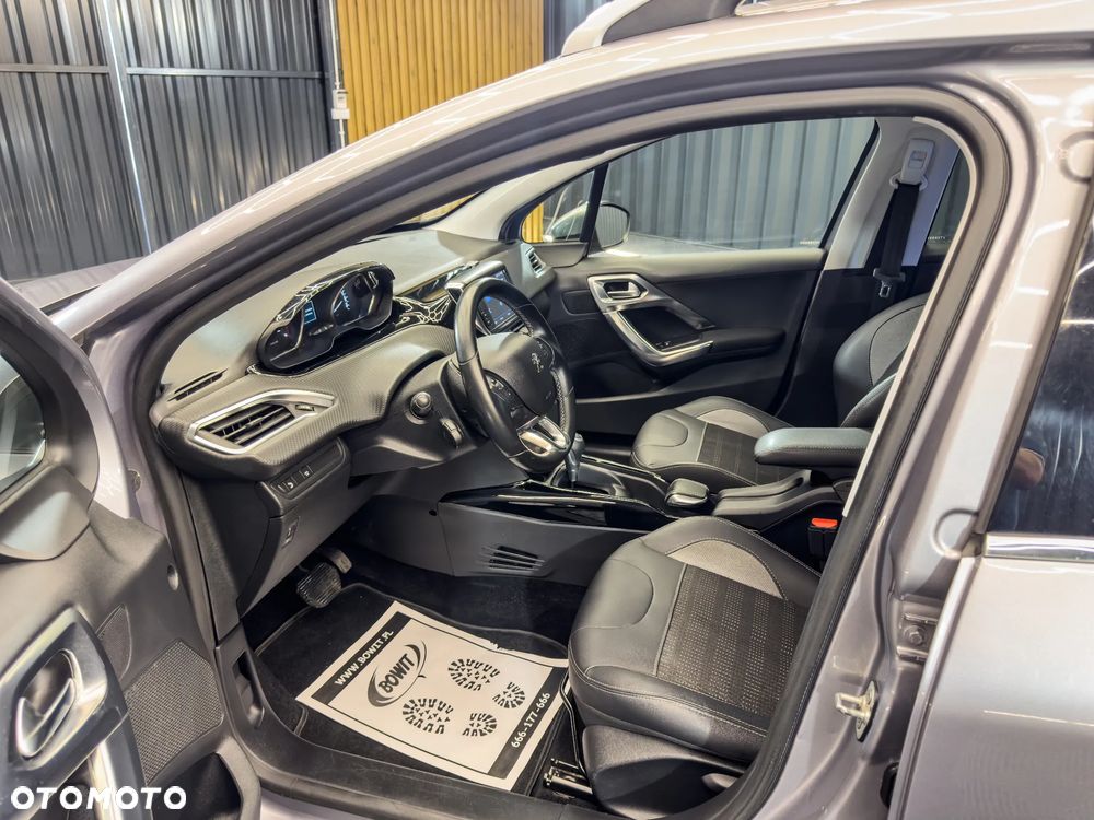 Peugeot 2008 BlueHDi FAP 120 STOP & START EAT6 Allure - 28