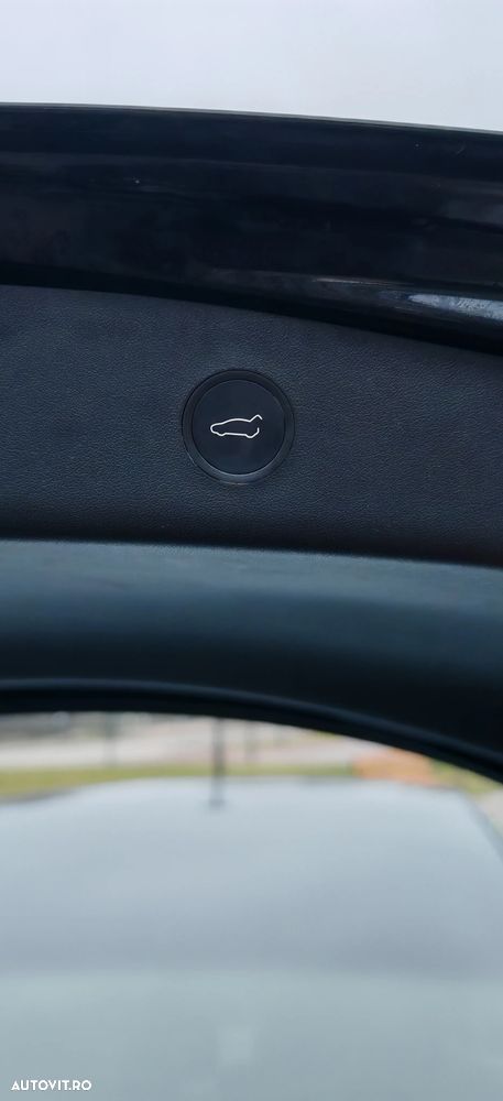 Tesla Model 3 - 13