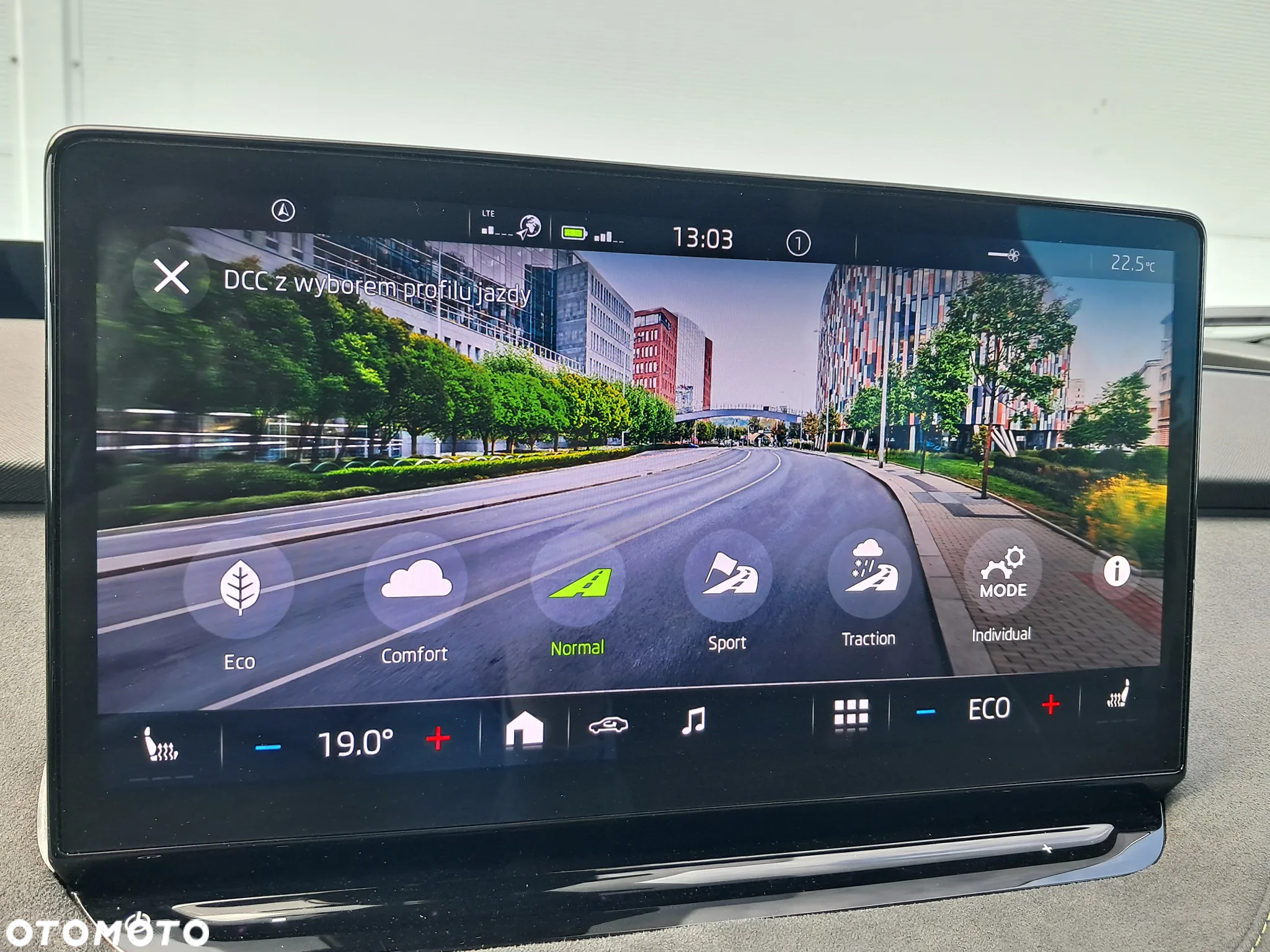 Skoda Enyaq Coupe RS 82kWh Maxx - 35