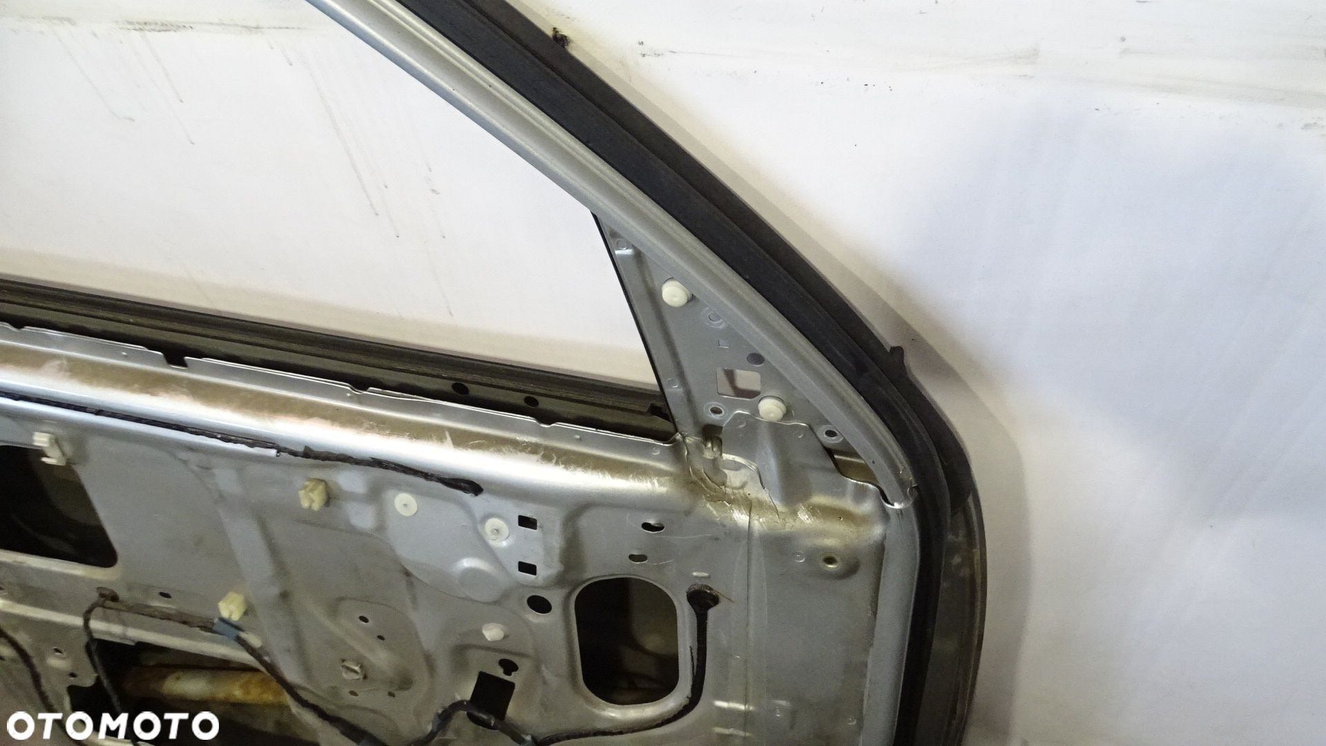 DRZWI LEWY PRZÓD TOYOTA RAV4 II LIFT 2.0D 1D4 - 7