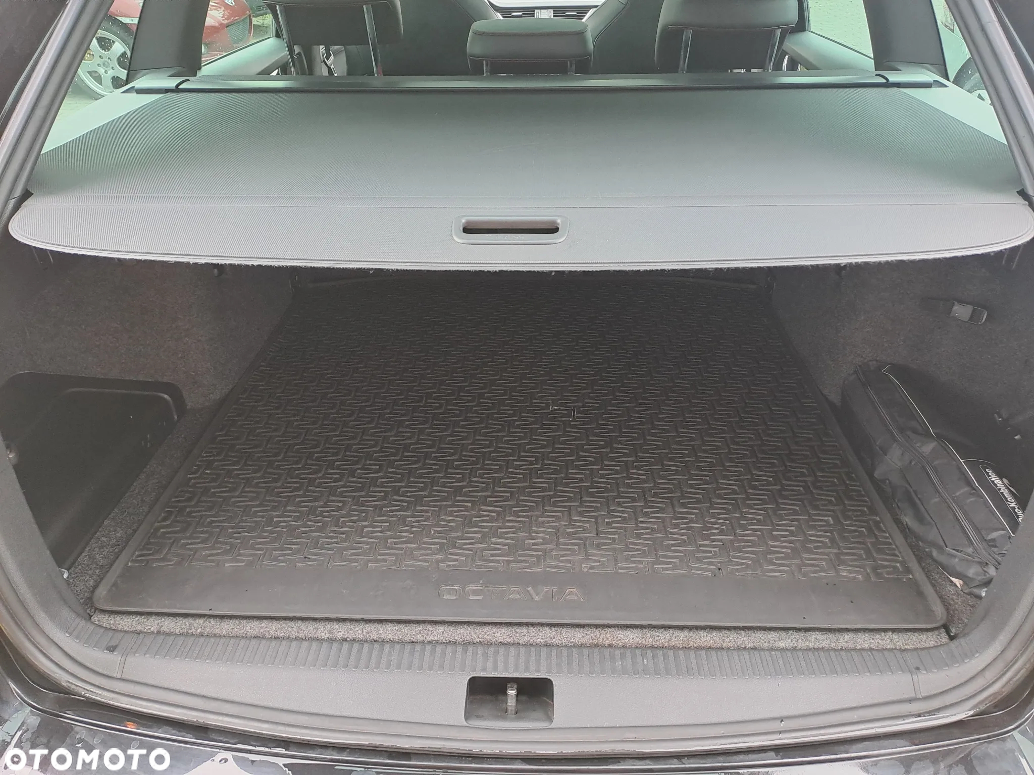 Skoda Octavia 2.0 TDI RS Challenge DSG - 24