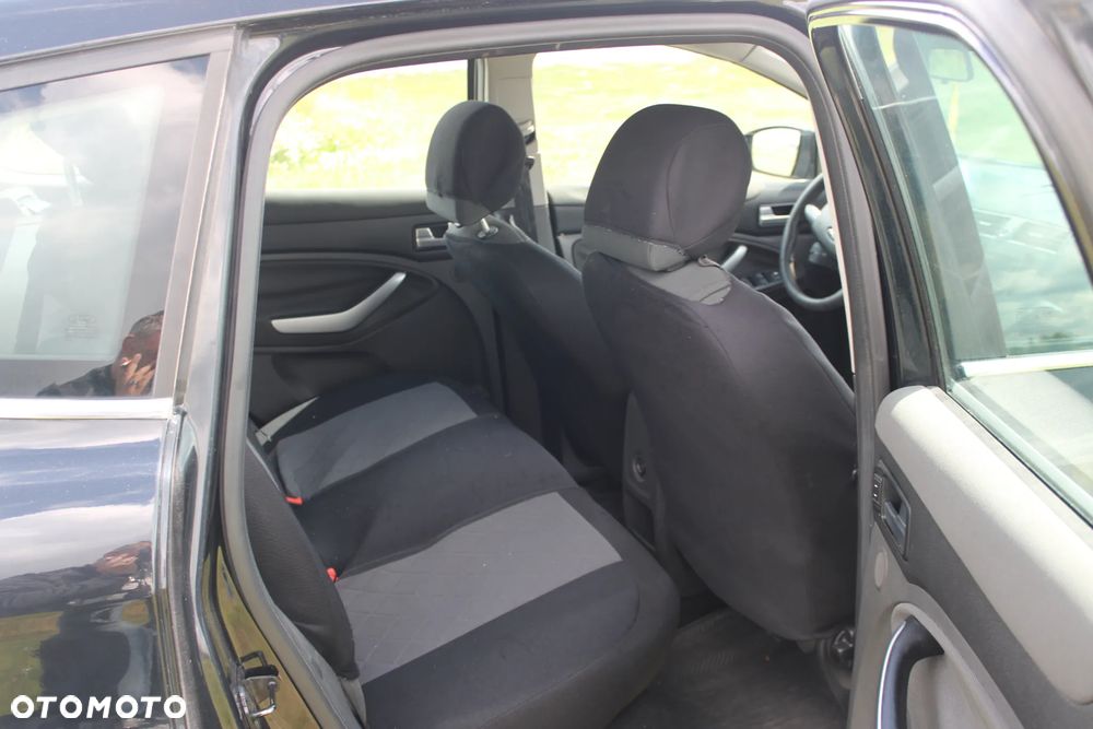 Ford Kuga 2.0 TDCi 4WD Titanium - 11