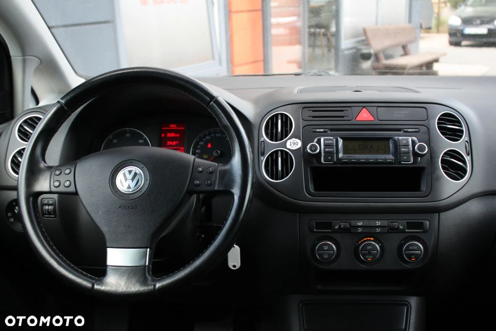 Volkswagen Golf Plus 1.9 TDI DPF DSG Comfortline - 22