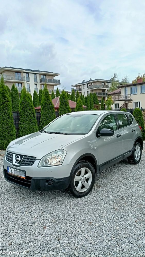 Nissan Qashqai 1.6 visia - 1