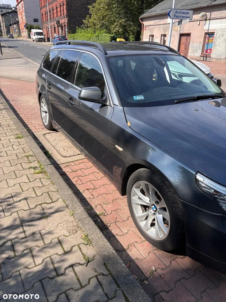 BMW Seria 5 520d Edition Exclusive - 4