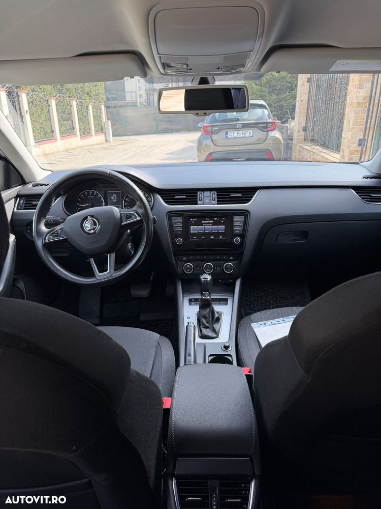 Skoda Octavia - 10