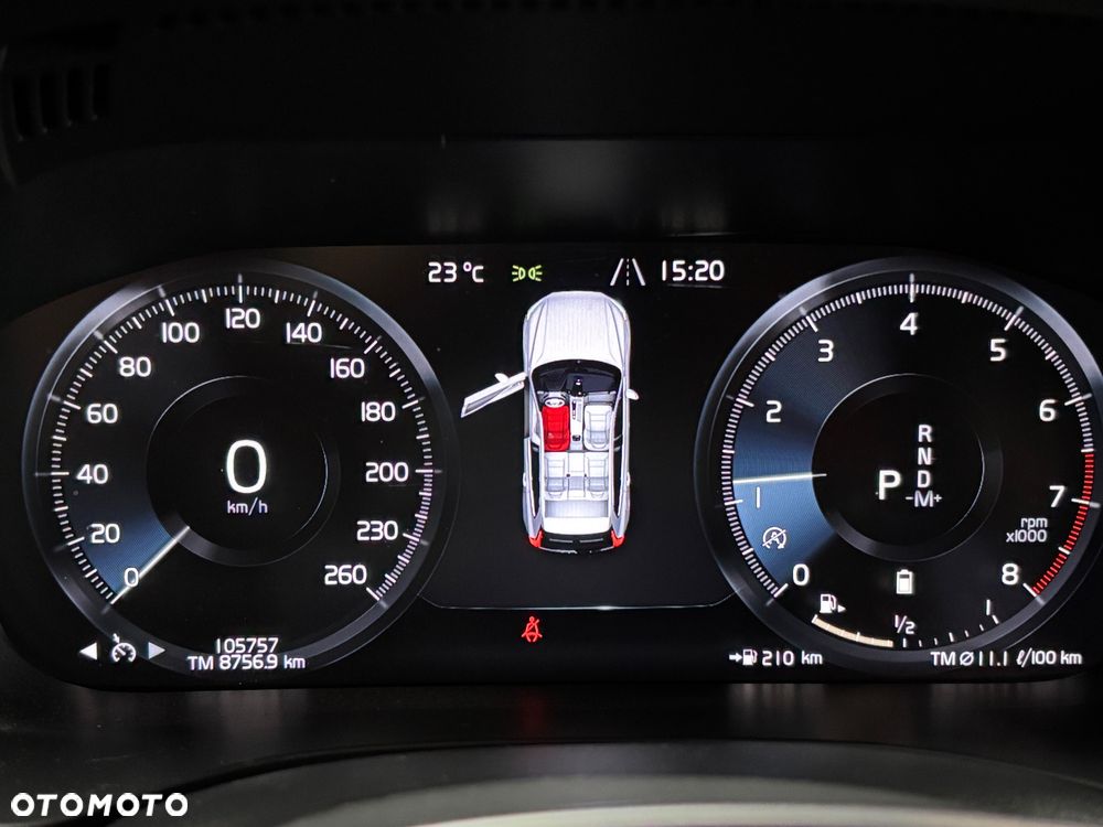 Volvo XC 60 B5 B AWD R-Design - 13