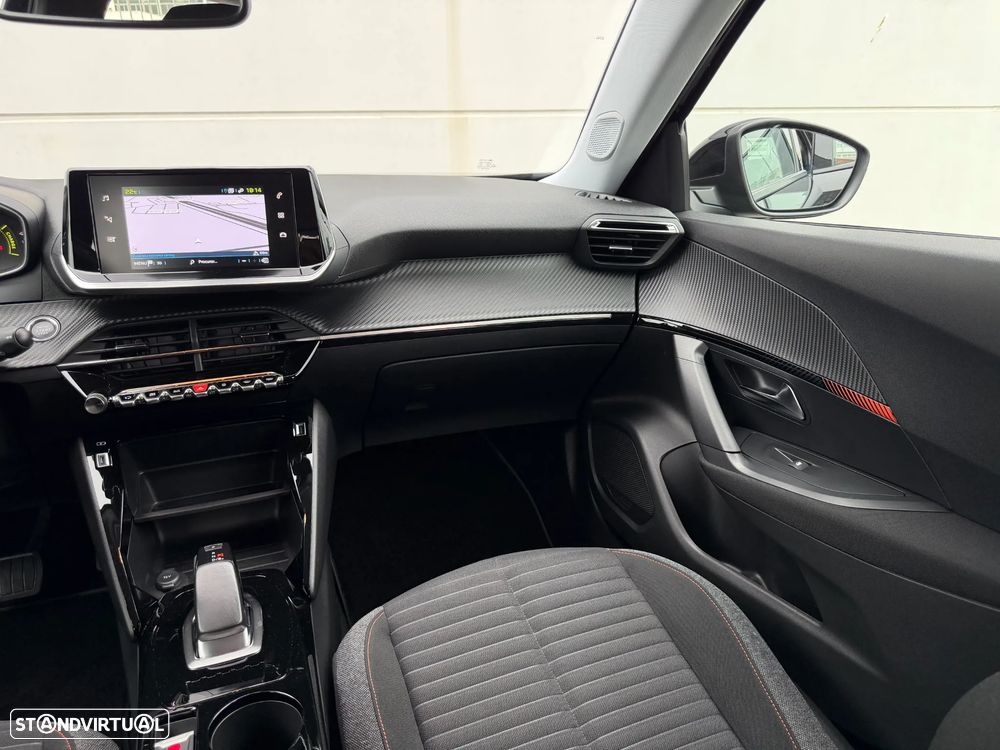 Peugeot e-2008 50 kWh Active Pack - 18