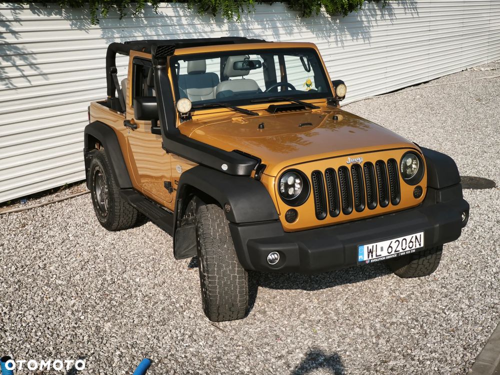 Jeep Wrangler - 2