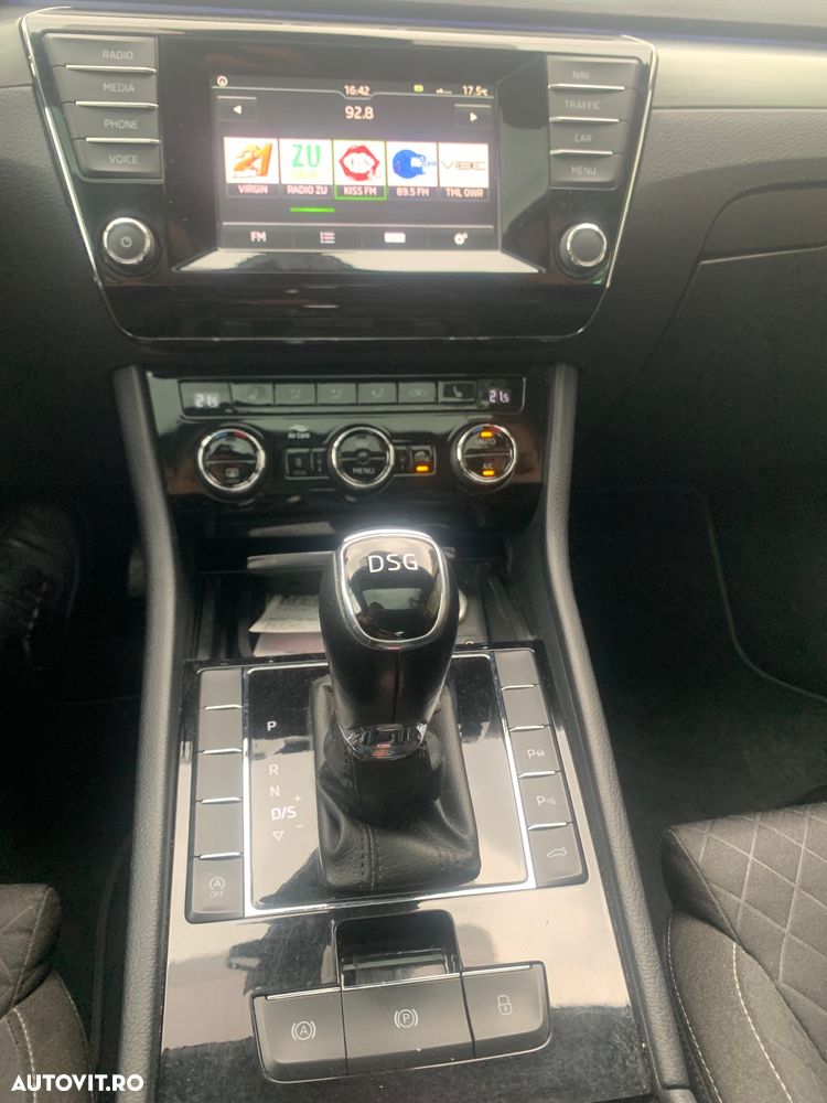 Skoda Superb 2.0 TDI DSG Style - 6