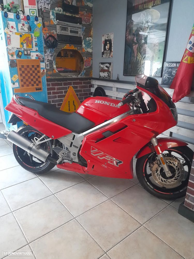 Honda VFR Classica nacional - 10
