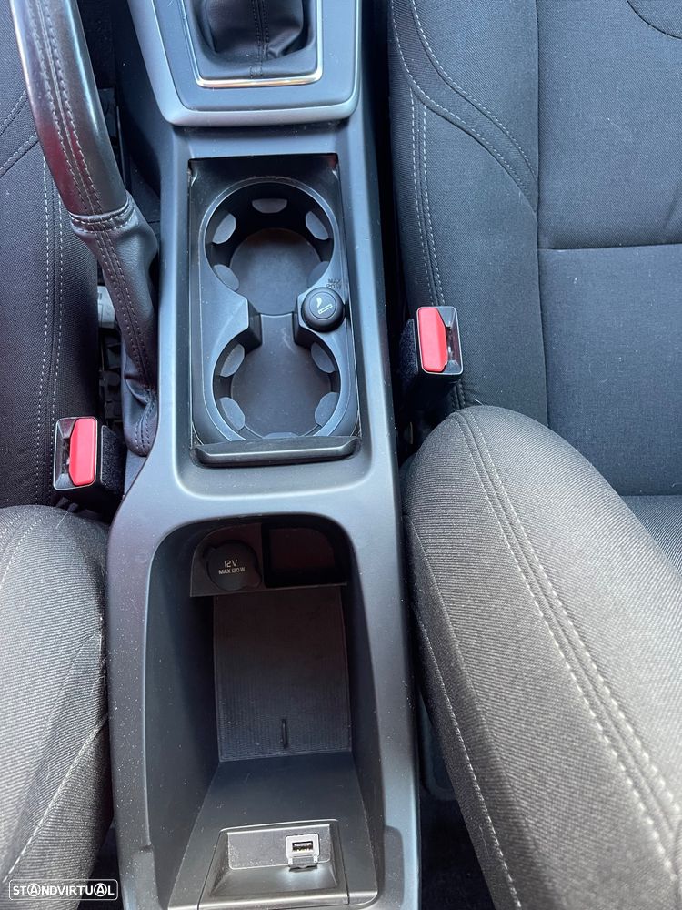 Volvo V40 2.0 D2 Kinetic - 24