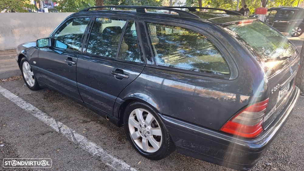 Mercedes-Benz C 220 - 4