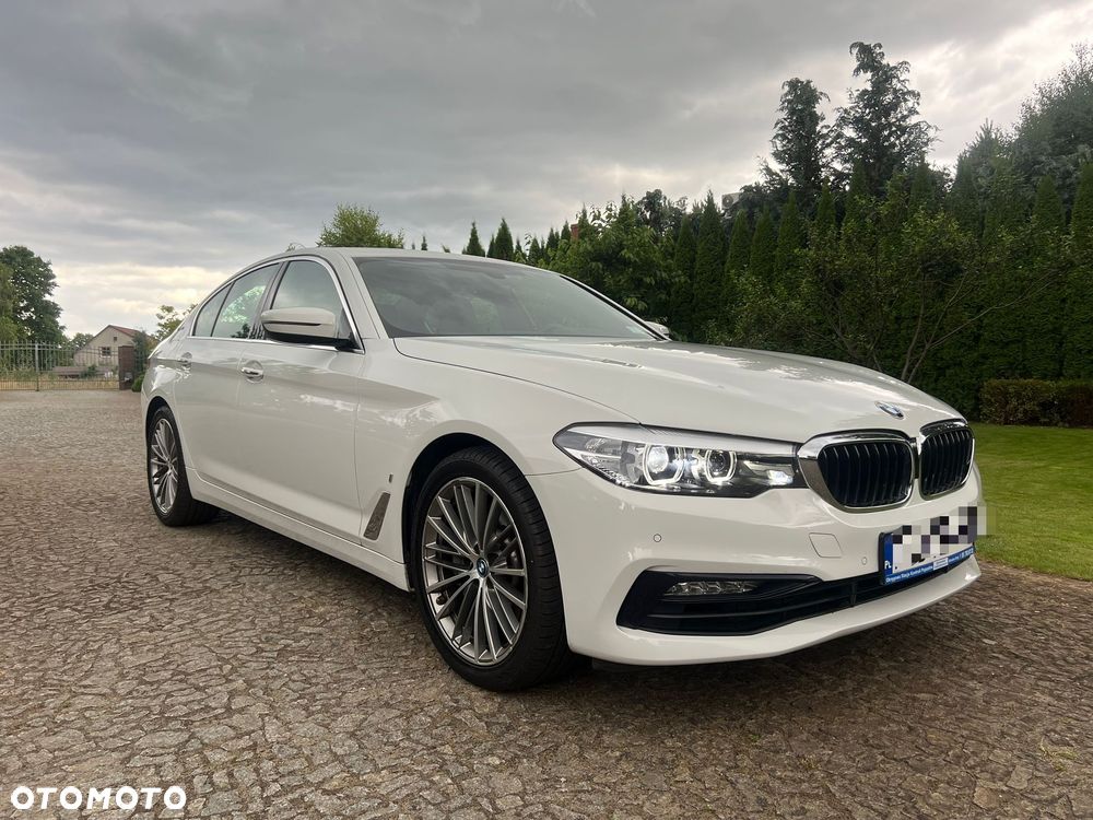 BMW Seria 5 530i GPF Luxury Line - 3