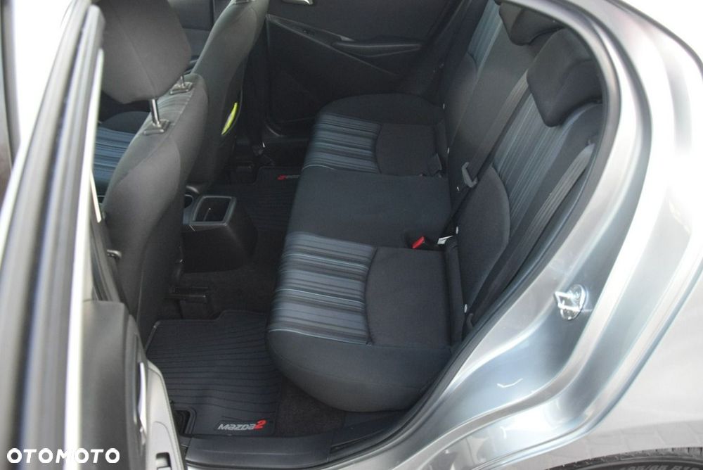 Mazda 2 1.5 Skygo - 26