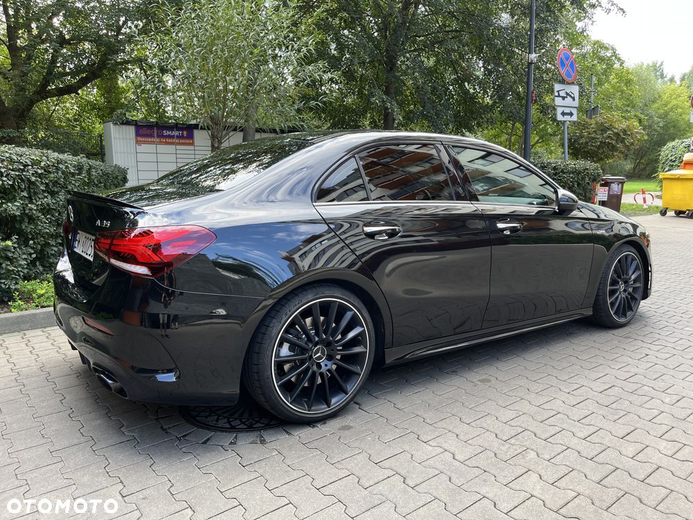 Mercedes-Benz Klasa A AMG 35 4Matic AMG Speedshift DCT 7G - 14