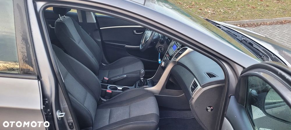 Hyundai i30 1.4 Classic - 11