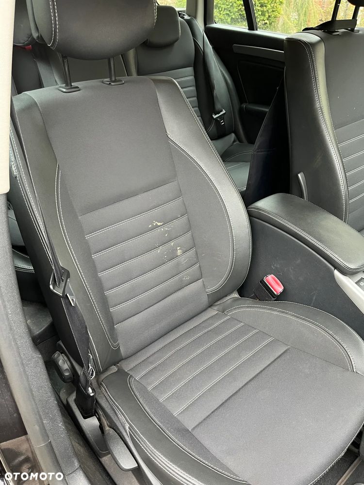 Renault Laguna 2.0 dCi Black Edition - 9