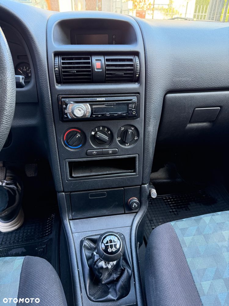 Opel Astra - 14