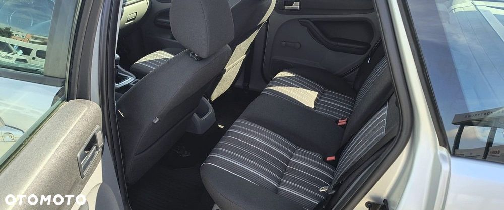 Ford Focus - 7