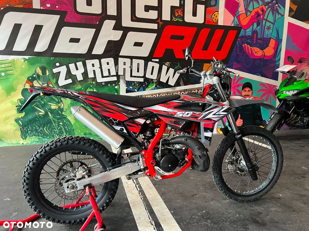 Yamaha WR - 6