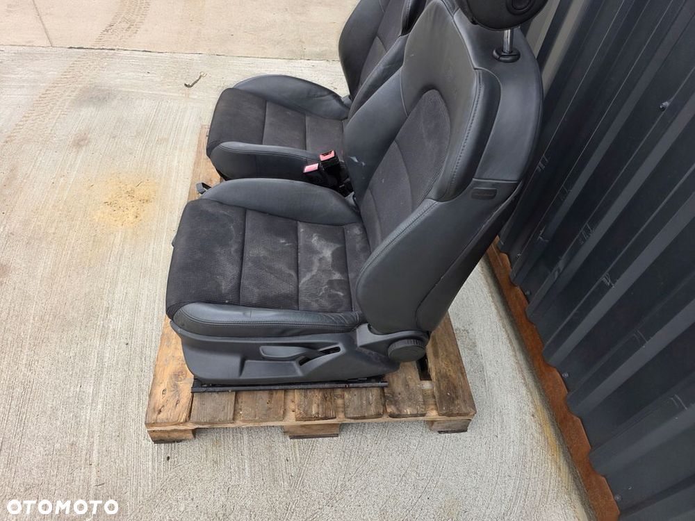 FOTEL FOTELE PRZÓD AUDI A3 8P SKÓRA KUBEŁKI SPORTBACK S LINE PÓŁ SKÓRA - 8