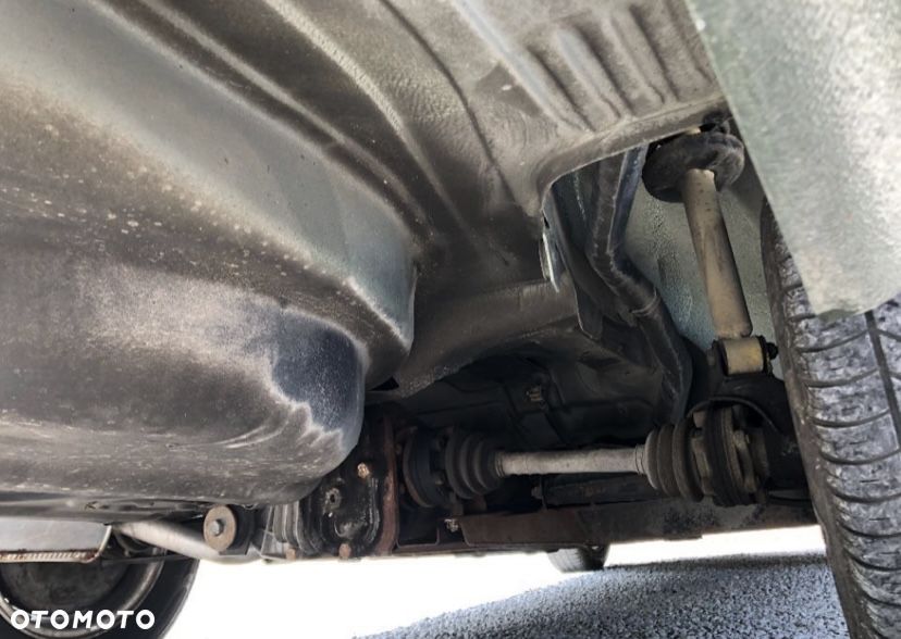 BMW Seria 3 - 15