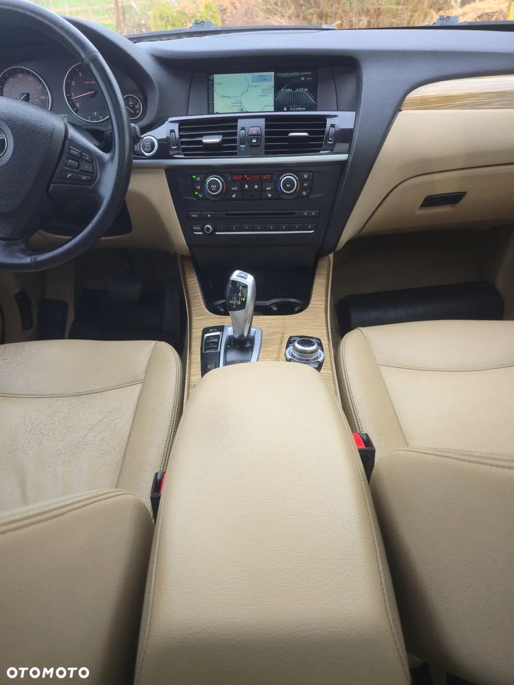 BMW X3 xDrive28i Sport-Aut Advantage - 21