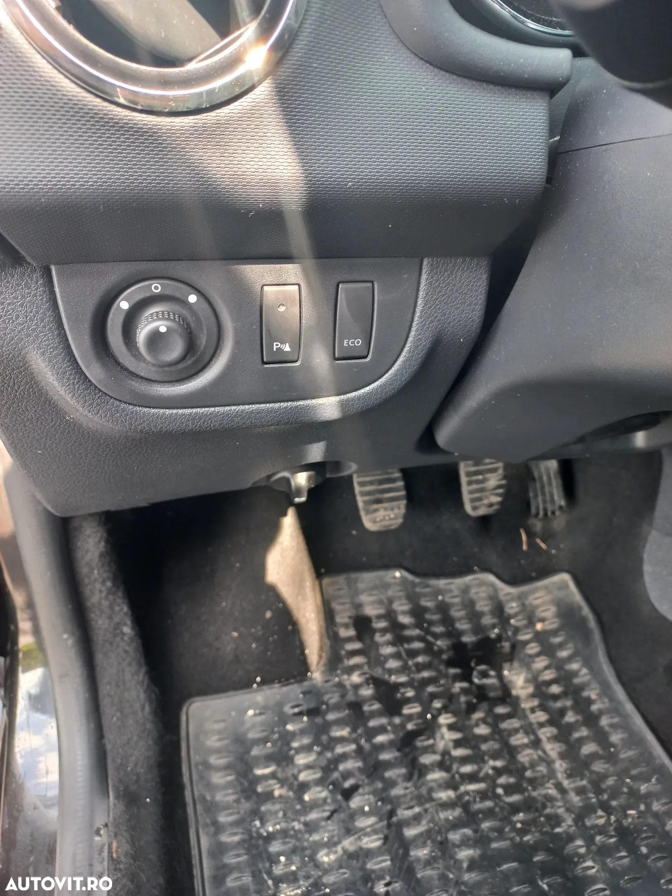 Dacia Sandero 0.9 TCe Laureate - 15