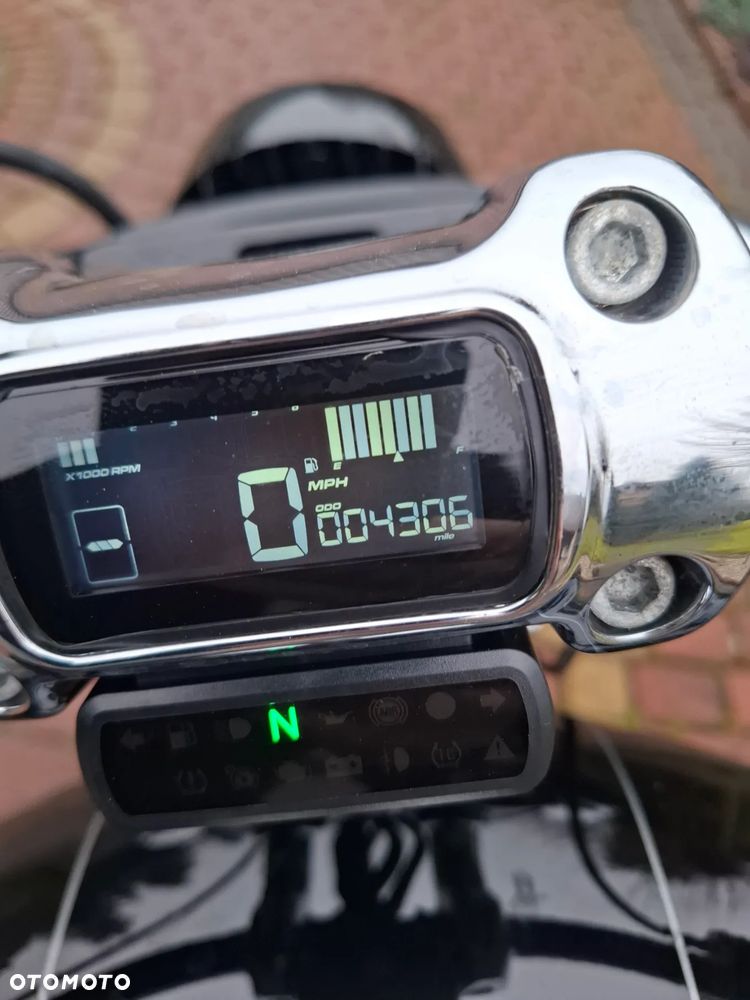 Harley-Davidson FXSB Breakout - 8