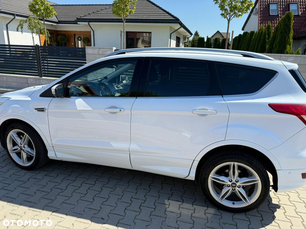 Ford Kuga 2.0 TDCi AWD ST-Line - 3