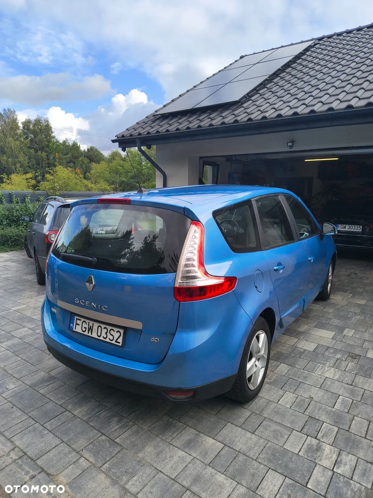 Renault Scenic - 8