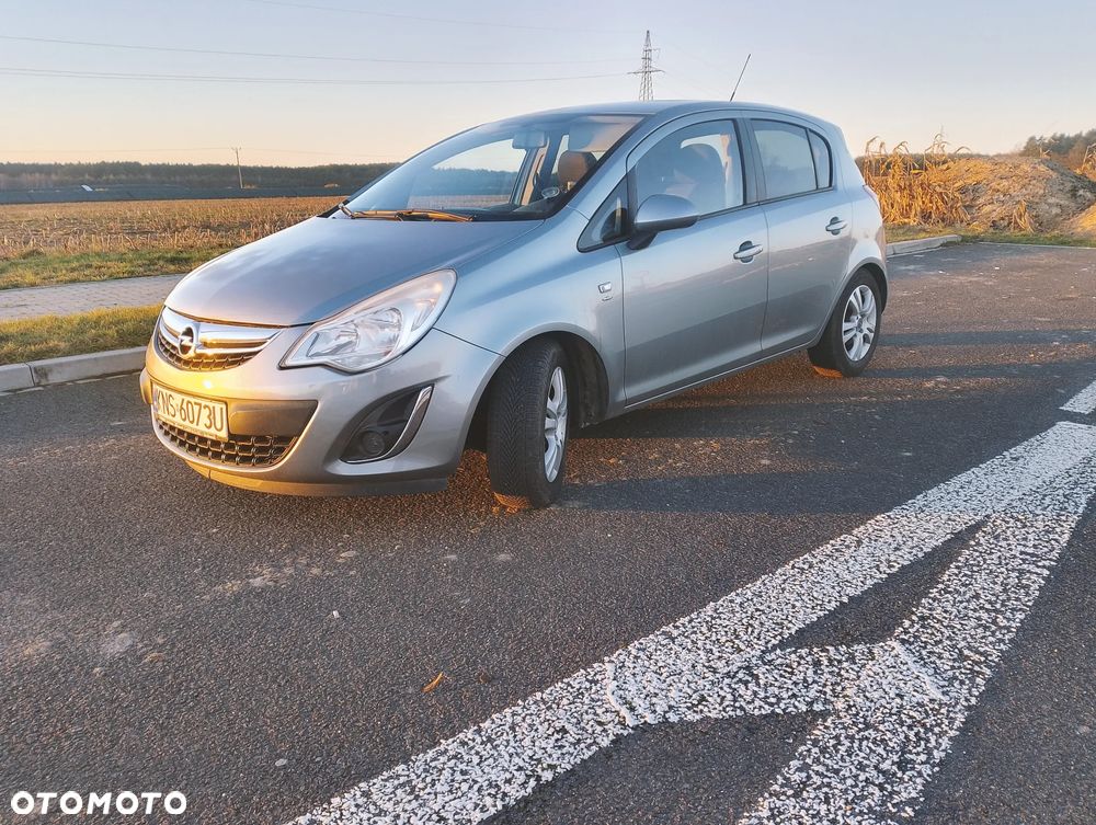 Opel Corsa 1.4 16V Satellite - 11