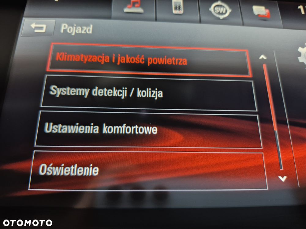 Opel Astra 1.4 T Elite S&S - 9