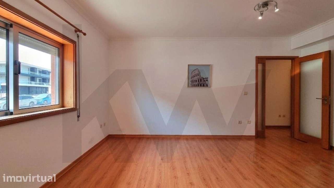 Excelente Apartamento T2 com Suíte e Garagem Fechada (Box) – Ílhavo - Grande imagem: 4/27