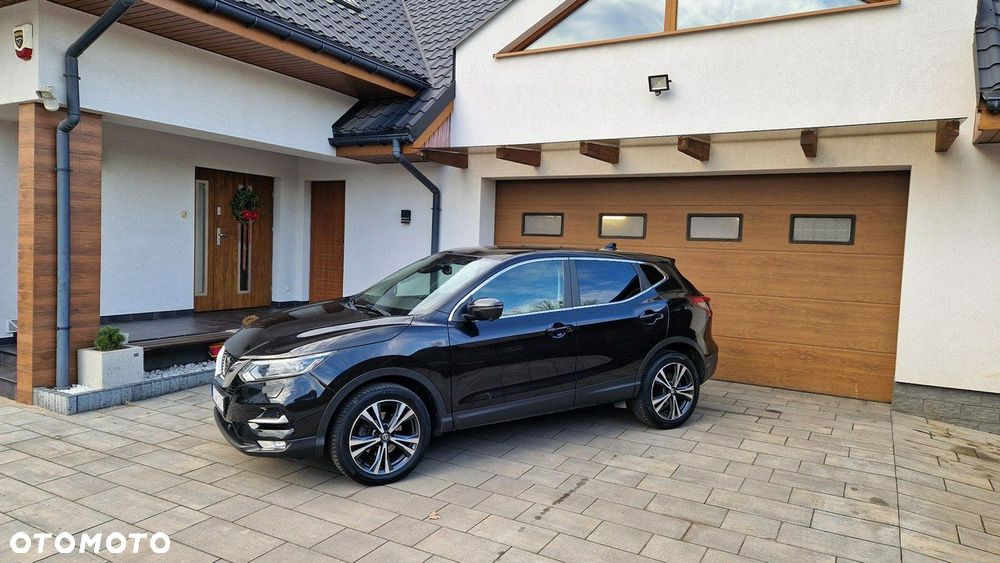 Nissan Qashqai - 2