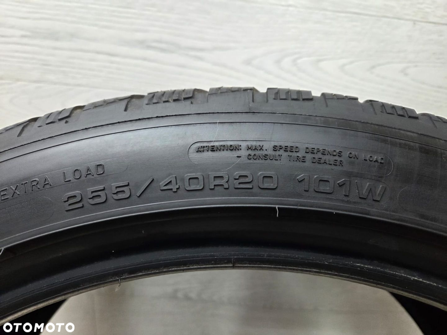 Opona zimowa Goodyear ULTRAGRIP Performance 3 255/40R20 101 W - 5