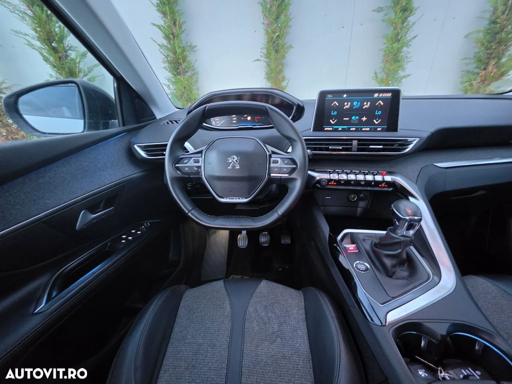 Peugeot 5008 - 14