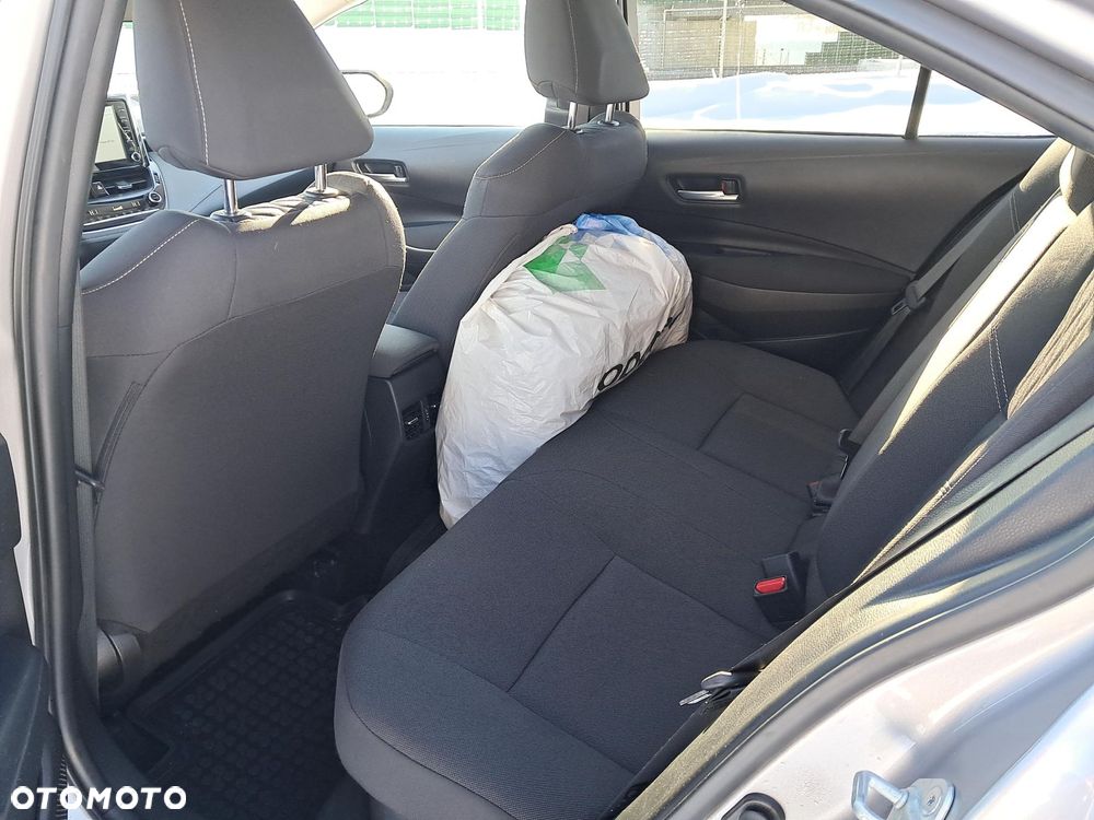 Toyota Corolla 1.8 Hybrid Comfort - 16