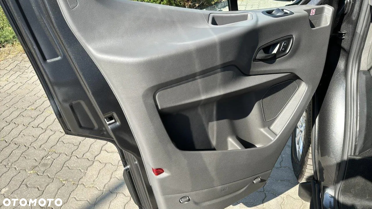 Ford Transit - 10