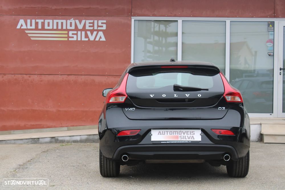 Volvo V40 2.0 D3 Momentum - 9