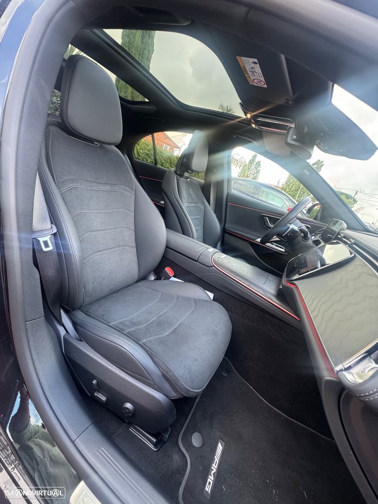 Mercedes-Benz E 300 - 47