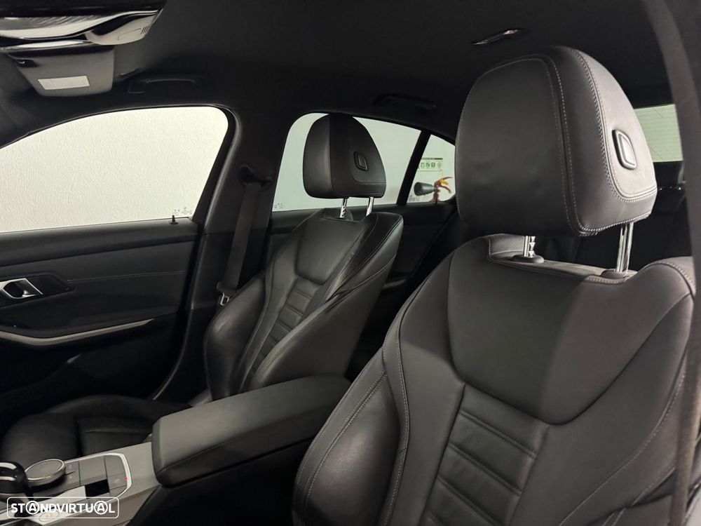 BMW 330 e Pack M Auto - 10