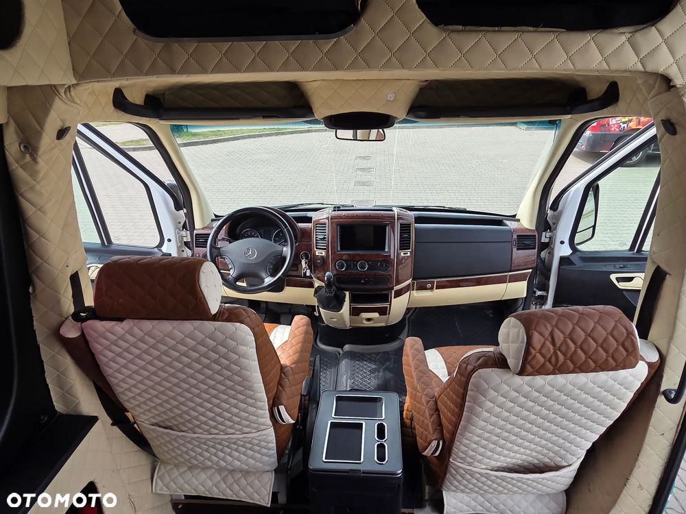 Mercedes-Benz Sprinter - 35