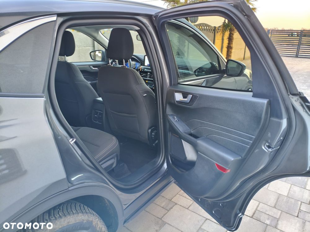 Ford Kuga 2.5 Duratec FHEV TITANIUM - 25
