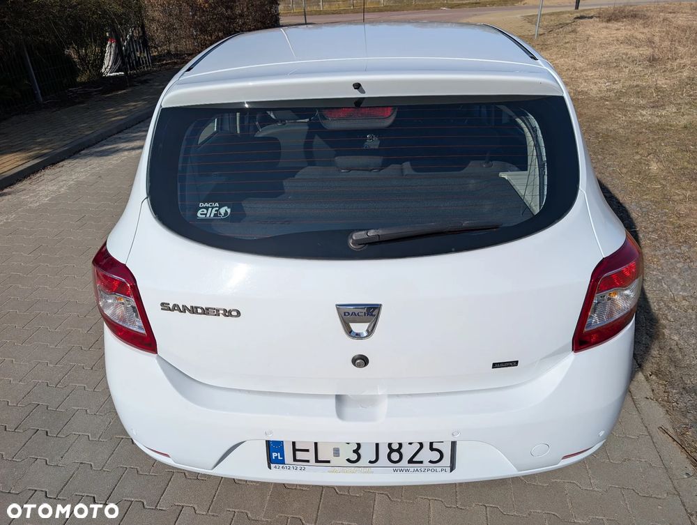 Dacia Sandero 1.2 16V Laureate - 16