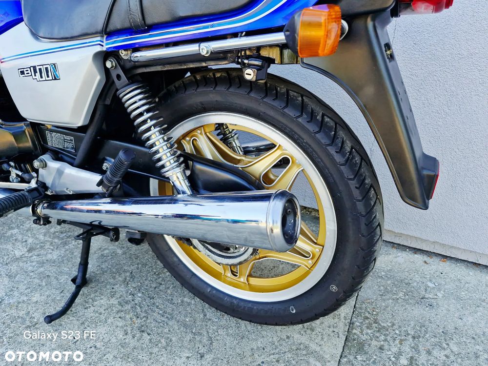 Honda CB - 12