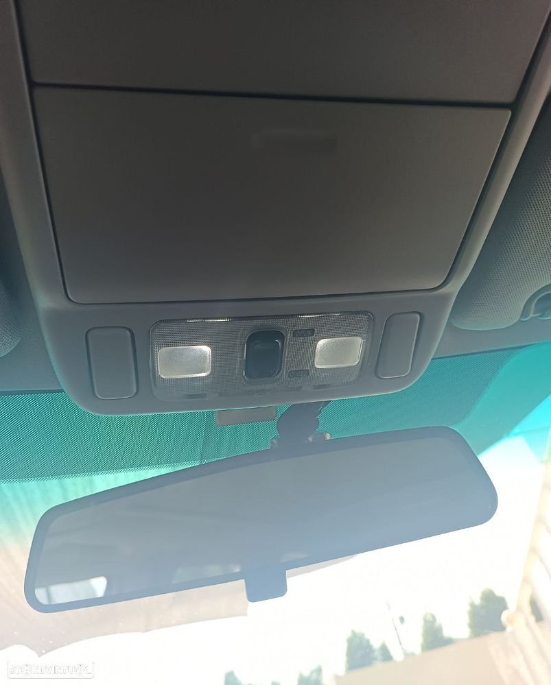 Subaru Forester 2.0 T XT - 25