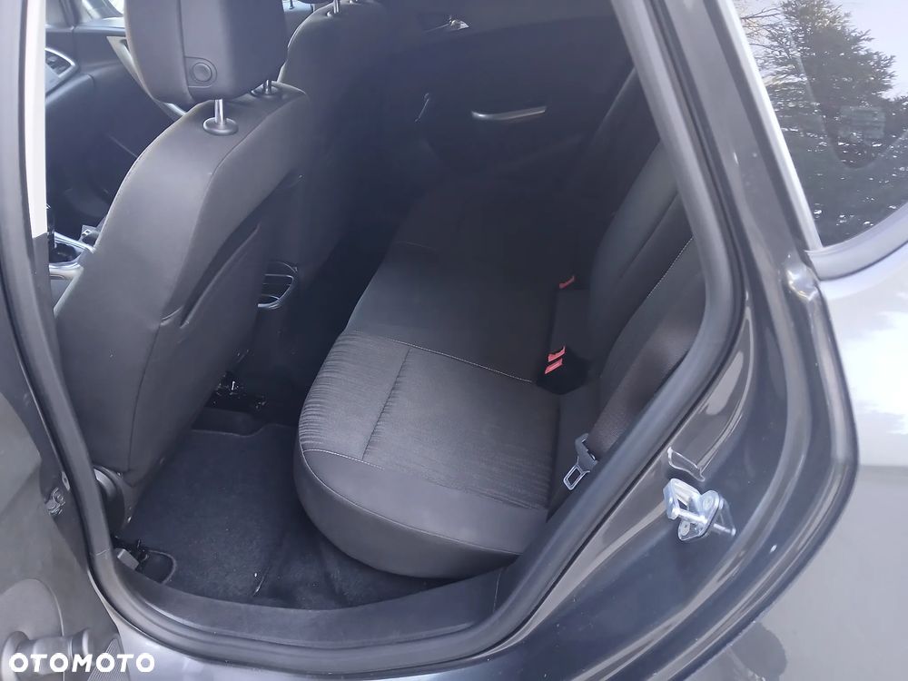 Opel Astra 1.6 Design Edition - 17