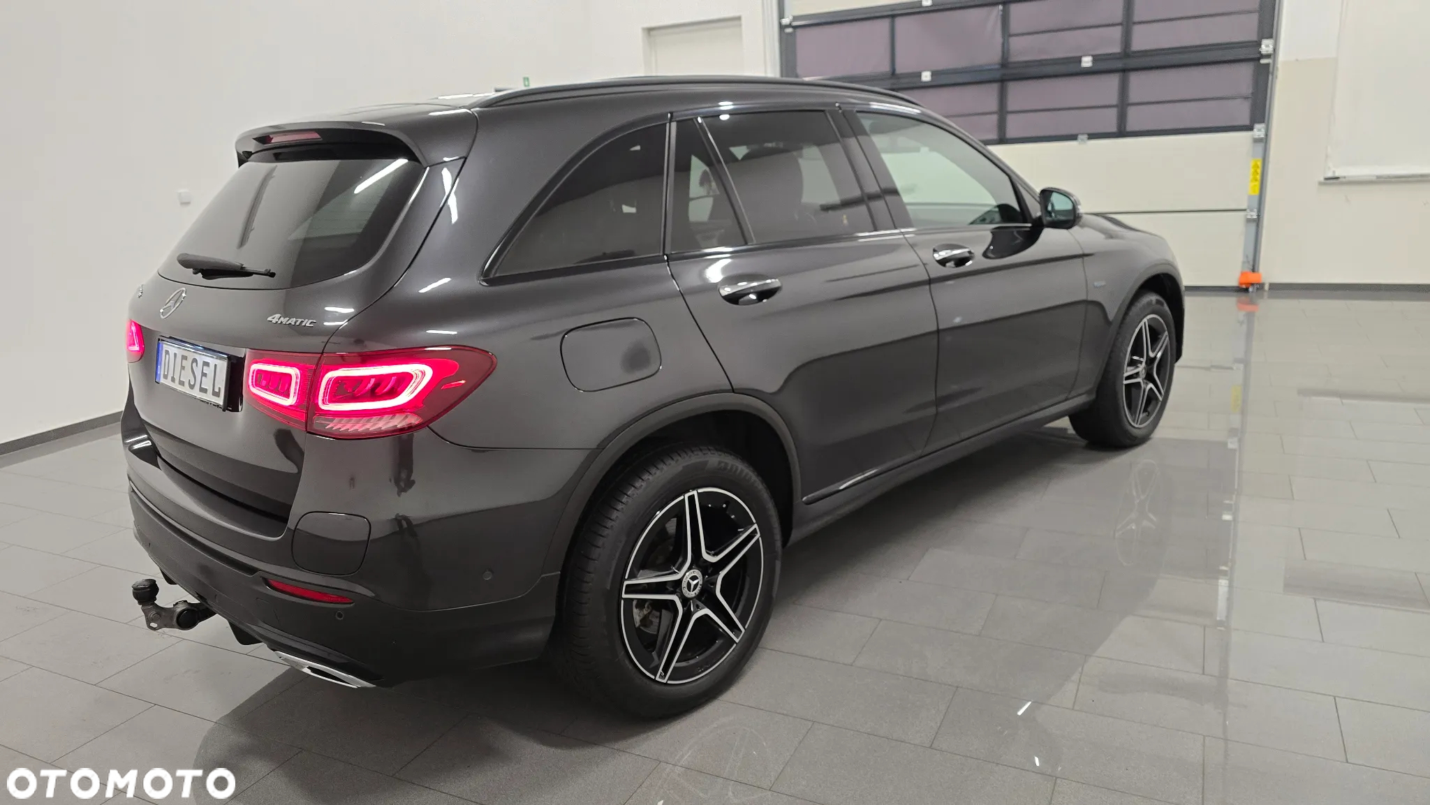 Mercedes-Benz GLC 300 de 4Matic 9G-TRONIC AMG Line Plus - 3